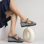 Load image into Gallery viewer, Women’s Denim-Textured Wedge Heel Slip-On Sandals