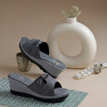 Load image into Gallery viewer, Women's Textured Wedge Heel Slide Sandals with Bow Detail