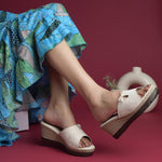 Load image into Gallery viewer, Women's Textured Wedge Heel Slide Sandals with Bow Detail