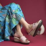 Load image into Gallery viewer, Women's Textured Wedge Heel Slide Sandals with Bow Detail