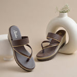 Load image into Gallery viewer, Women's Toe Ring Wedges Sandals Stylish Slip-On Comfort Wedge Heel