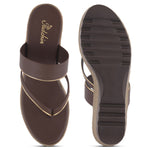 Load image into Gallery viewer, Women's Toe Ring Wedges Sandals Stylish Slip-On Comfort Wedge Heel