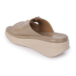 Load image into Gallery viewer, Smart Casual Buckled Detailed Platform Heel Sandal