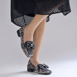 Load image into Gallery viewer, Women's Printed Loafers with Bow Detail Comfortable Slip-On Casual Flat Loafers shoes