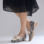 Load image into Gallery viewer, Women's Printed Loafers with Bow Detail Comfortable Slip-On Casual Flat Loafers shoes