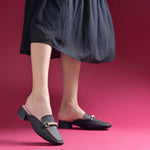 Load image into Gallery viewer, Women's Pearl Chain Mules Ribbed SquareToe Slip On Block Heel Mule Shoes