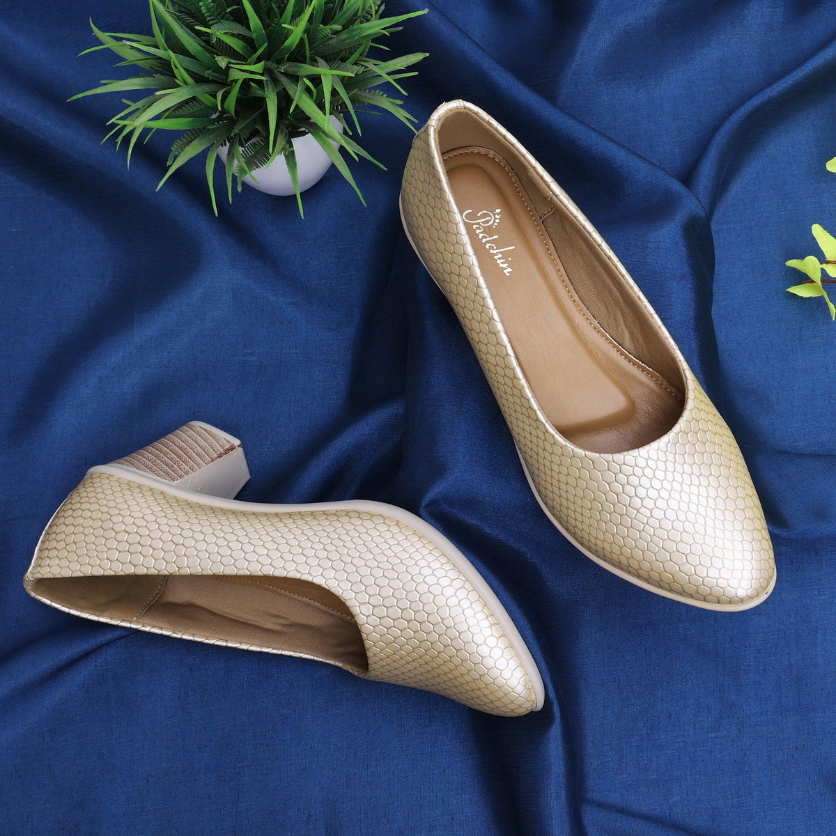 Round Toe Textured Block Pump Heels for Women Padchin