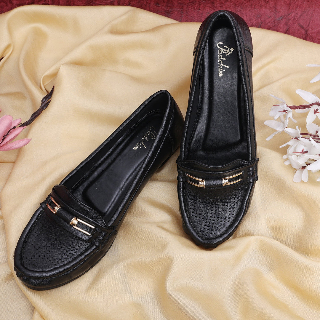 Buckle Detailed Wedge Heeled Moccasin Loafers