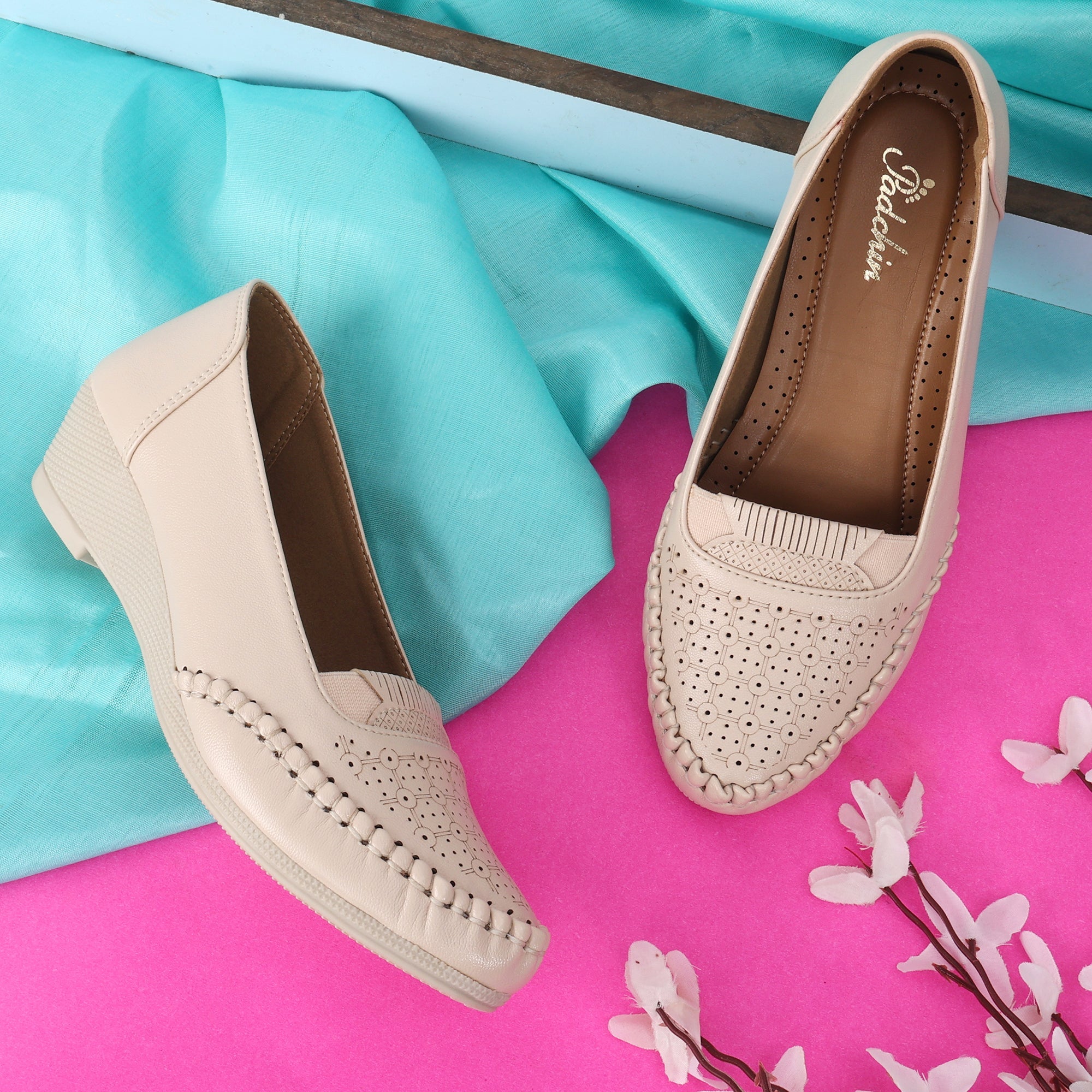 Perforation Wedge Heel Moccasin Loafers