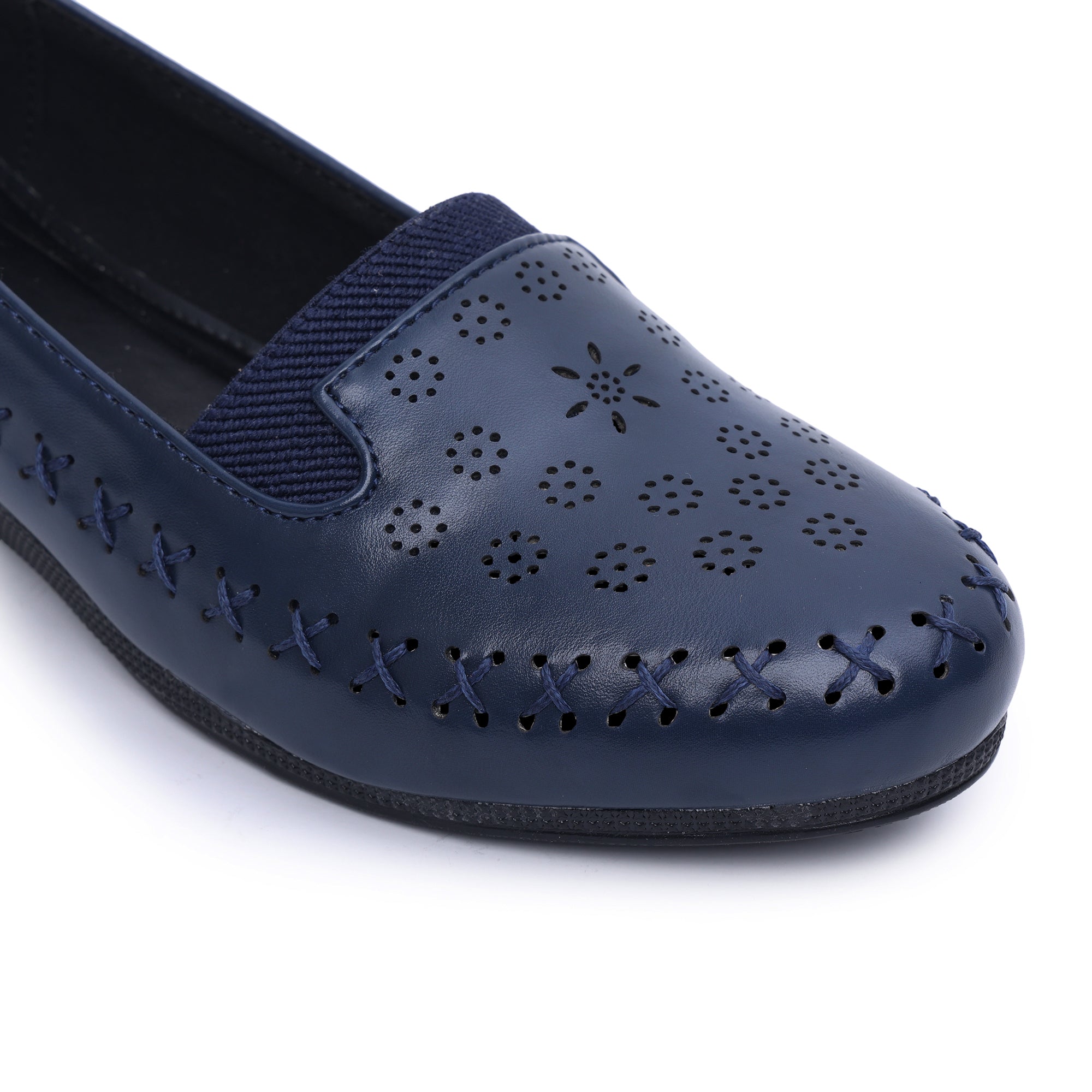 Perforations Detailed Wedge Heeled Moccasin Loafers