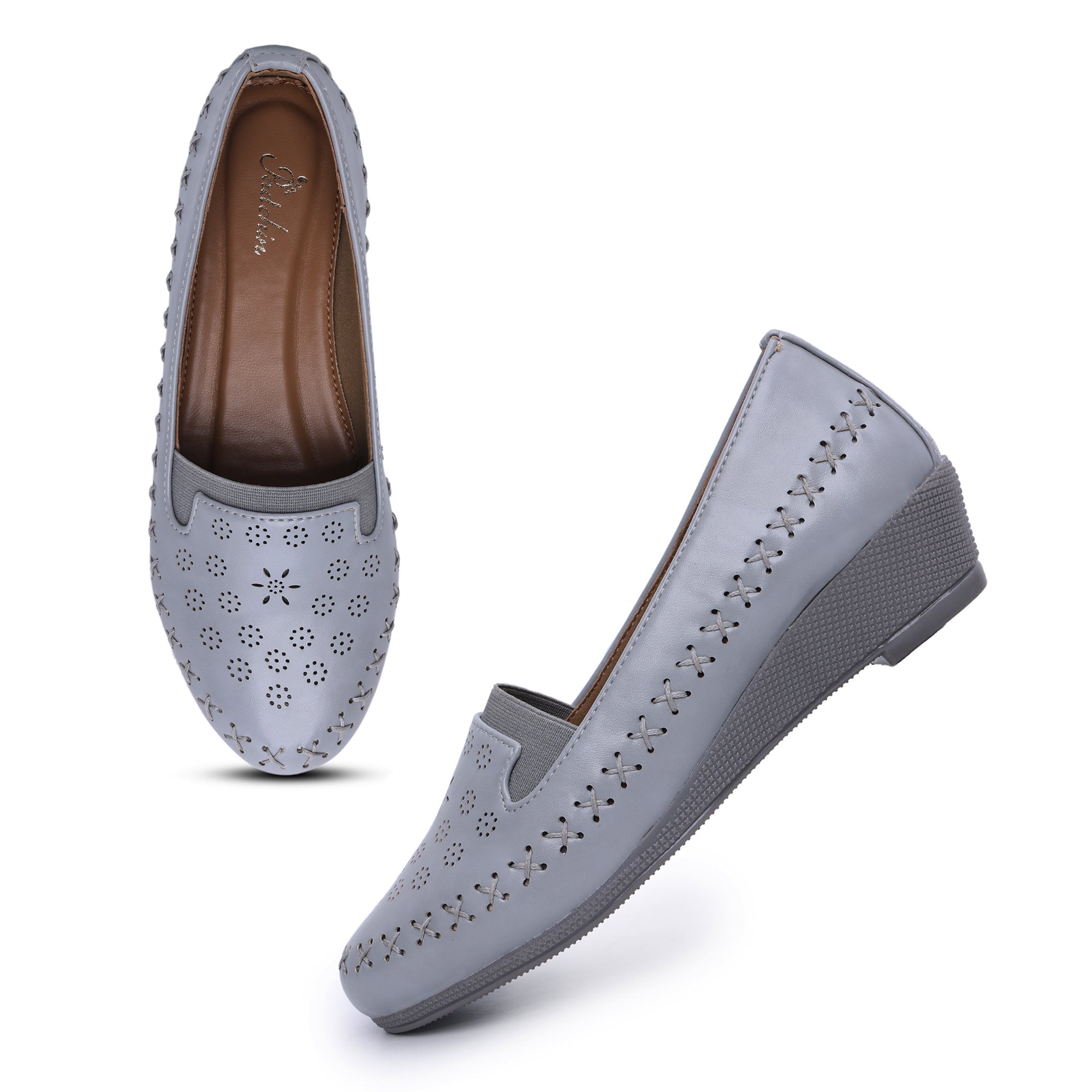 Perforations Detailed Wedge Heeled Moccasin Loafers