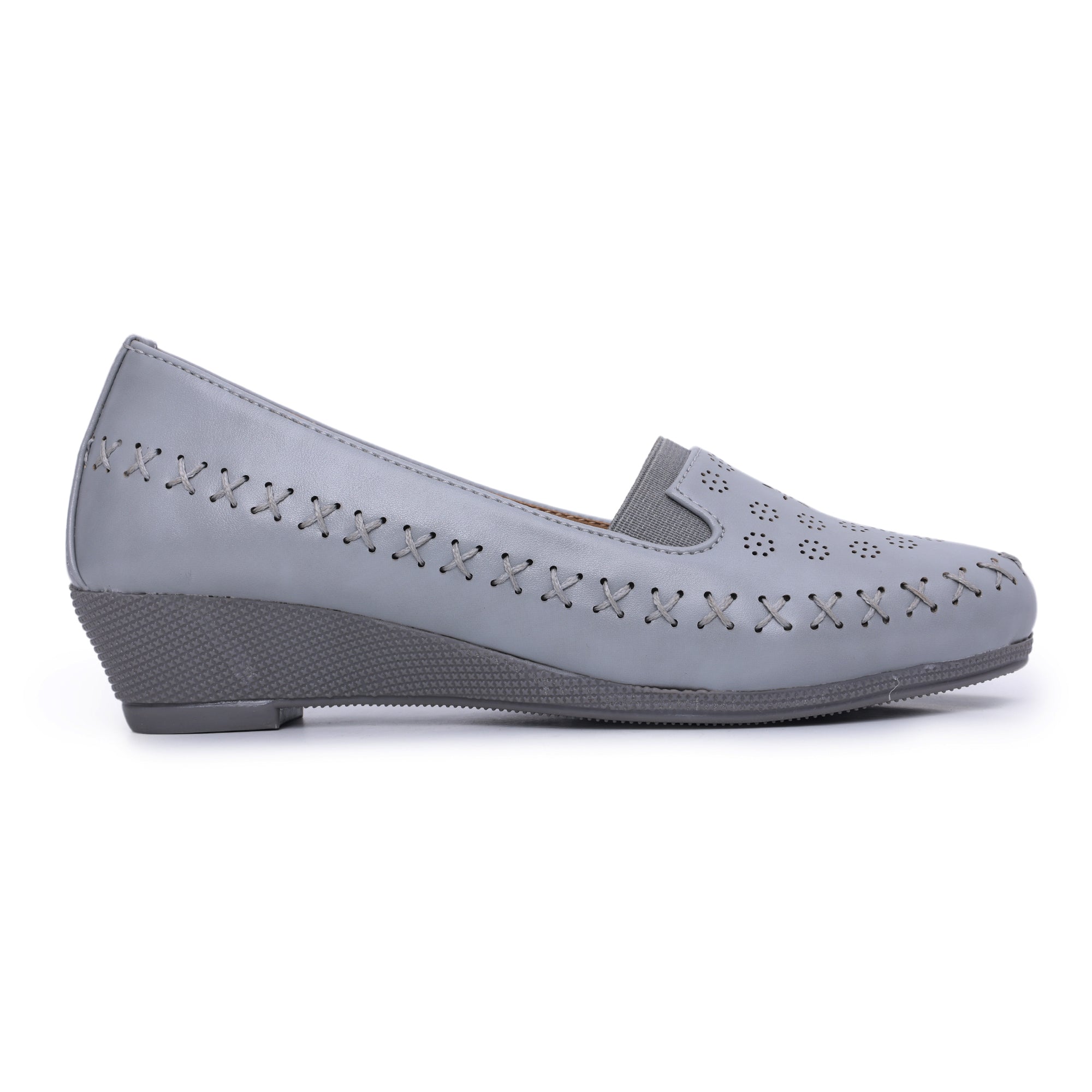 Perforations Detailed Wedge Heeled Moccasin Loafers