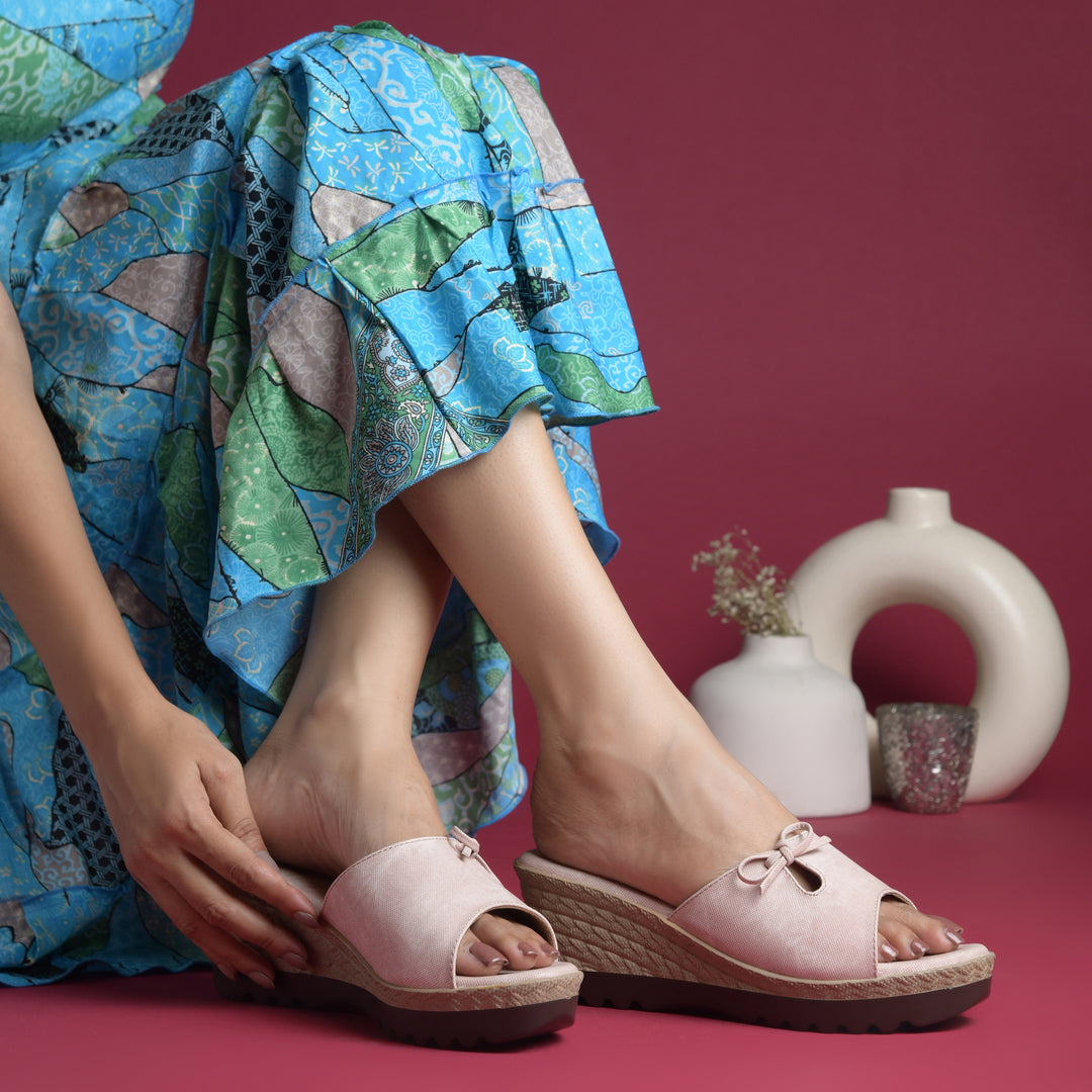 Women's Textured Wedge Heel Slide Sandals with Bow Detail