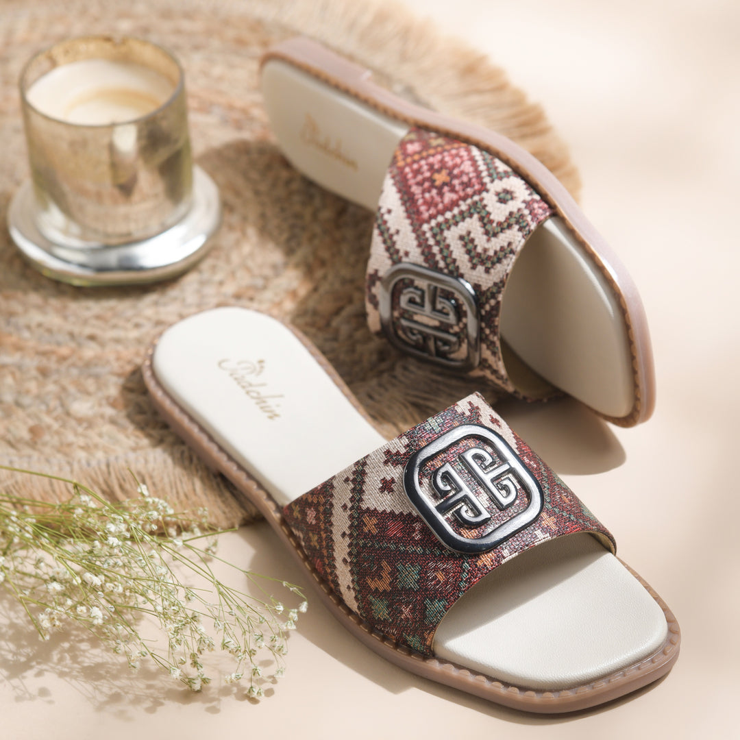 Women's Ethnic Print Flat Sandals with Decorative Buckle Detail Slippers