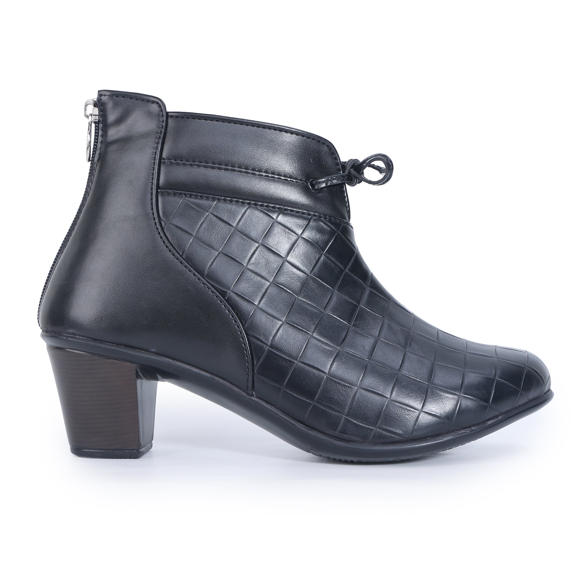 Textured Block Heeled Zipper Closure Boots