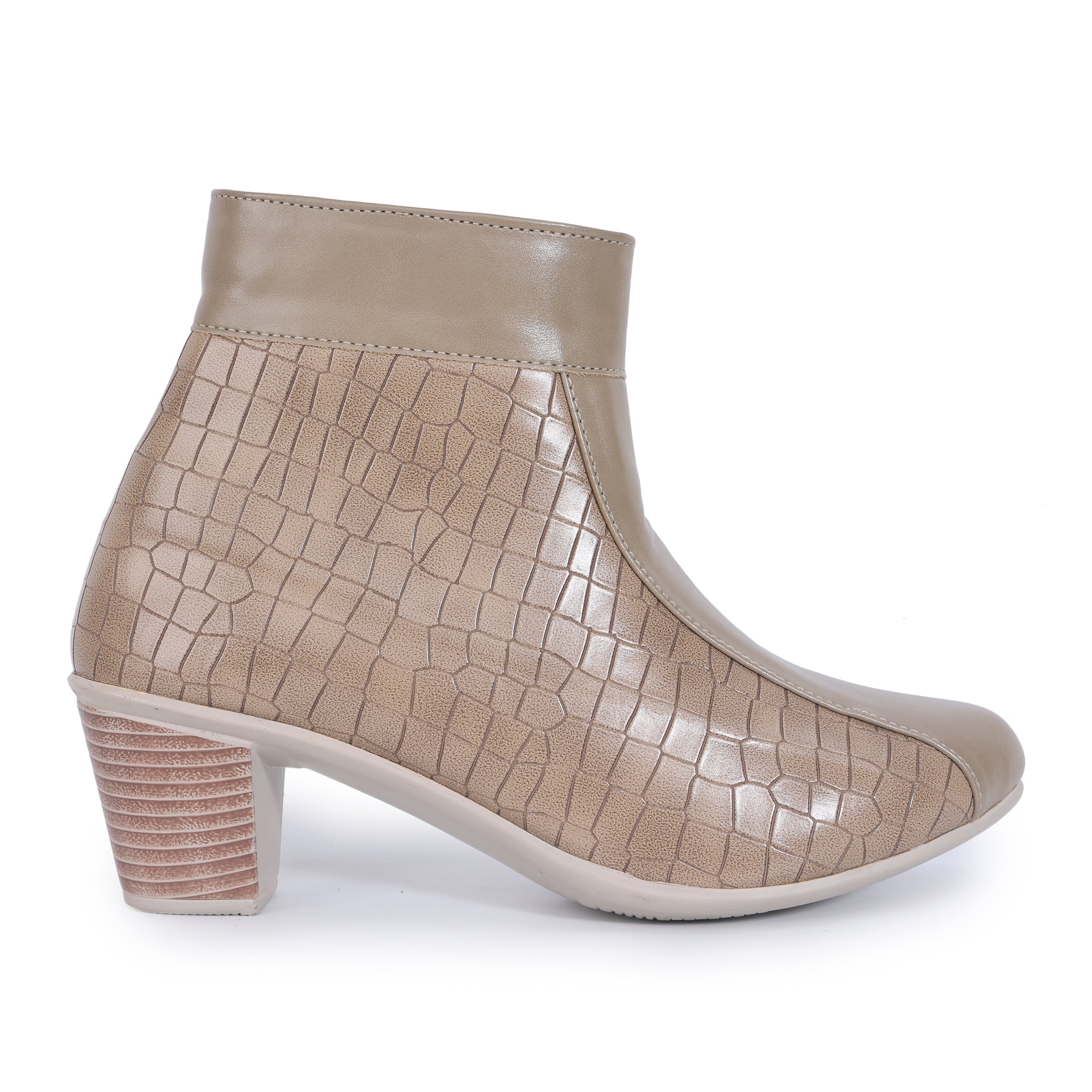 Textured Trendy Block Heeled Zipper Closure Boots