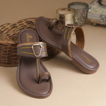 Load image into Gallery viewer, Women's Kolhapuri Style Toe Ring Flats with Metal Details Slippers