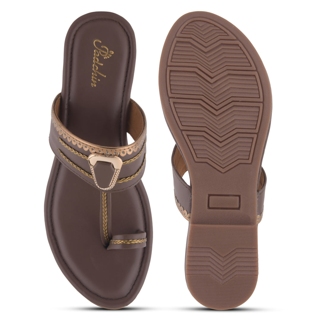 Women's Kolhapuri Style Toe Ring Flats with Metal Details Slippers