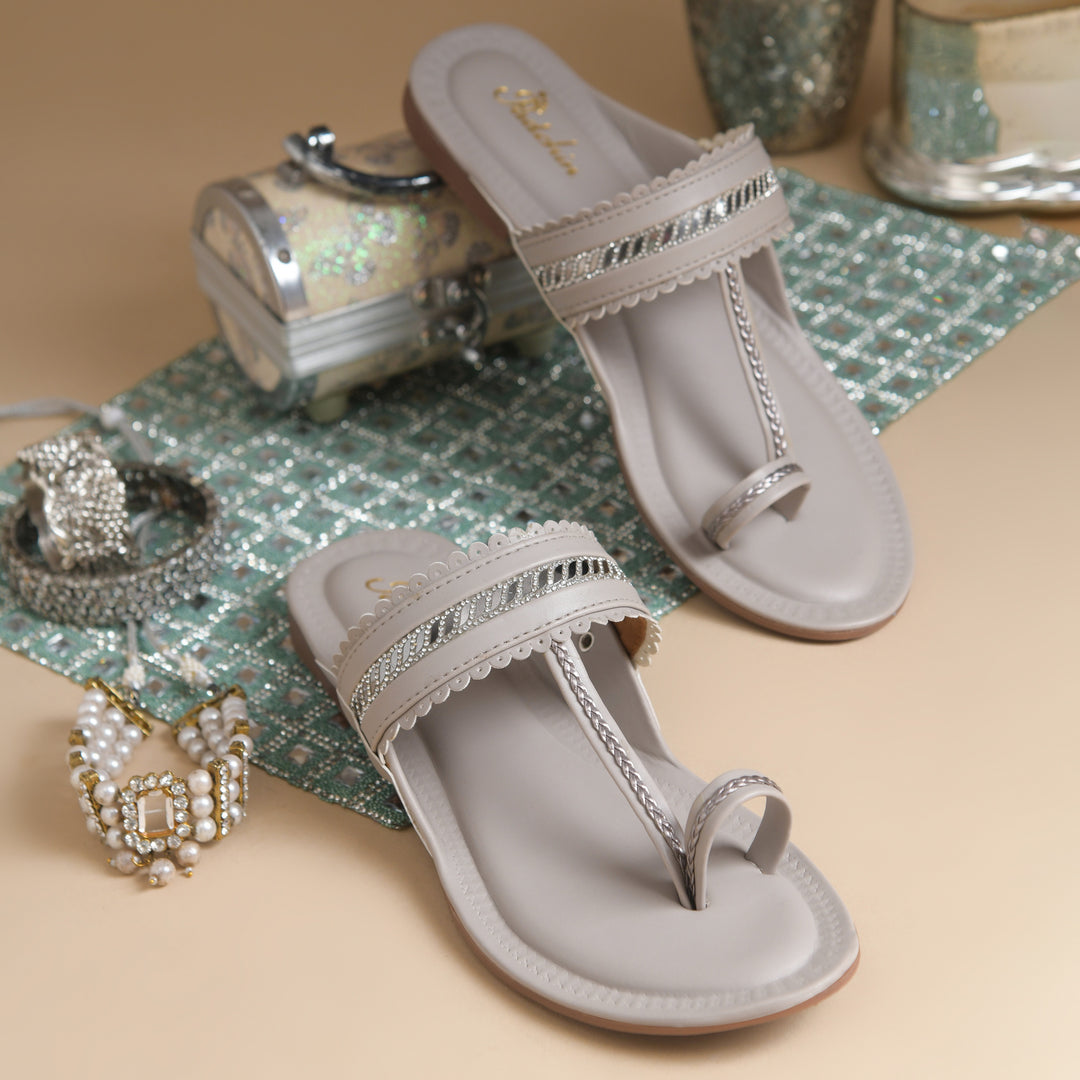 Women's Kolhapuri Flats Sandals Toe Ring Slip-On Braided Ethnic Slippers